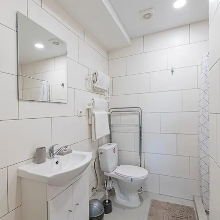 Apartment Partizanu #2 By Polo